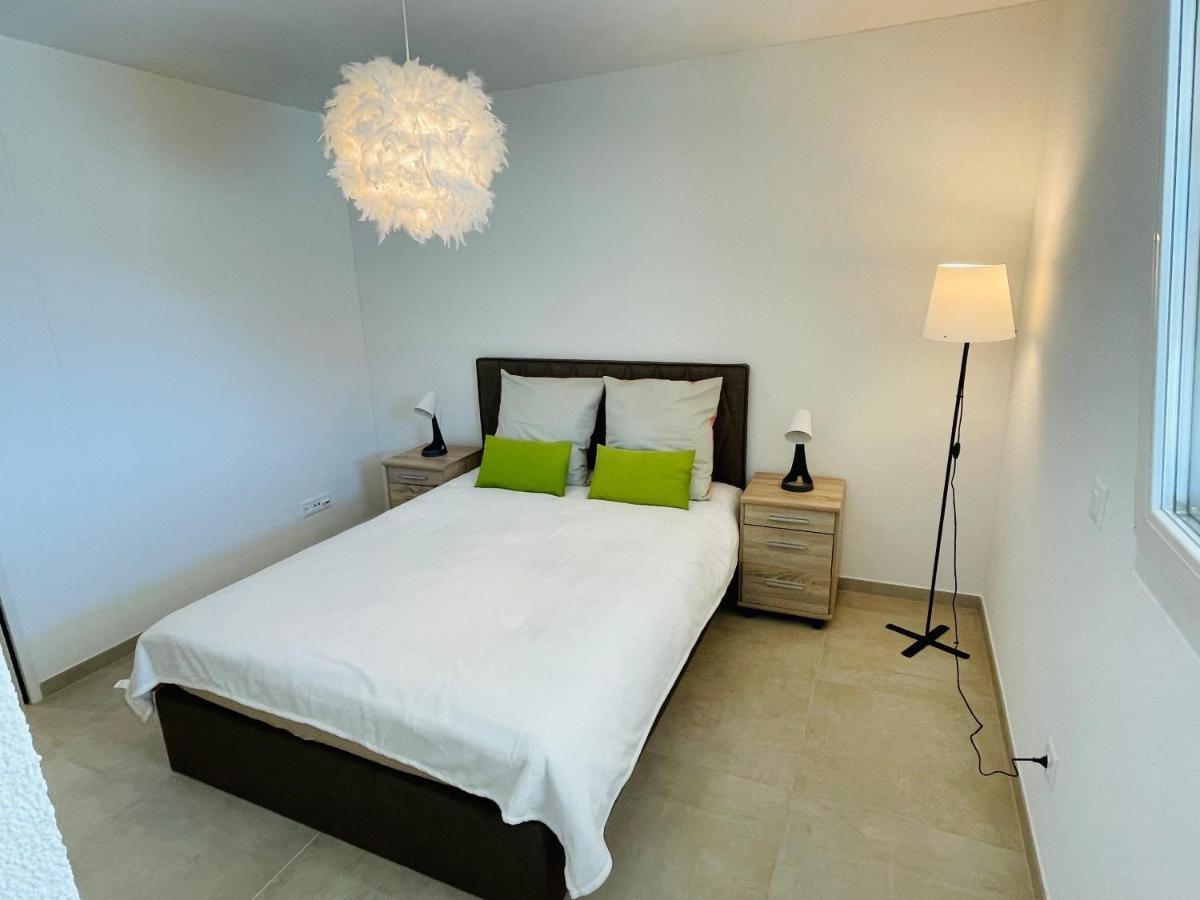 Downtown Apartment Locarno Bagian luar foto