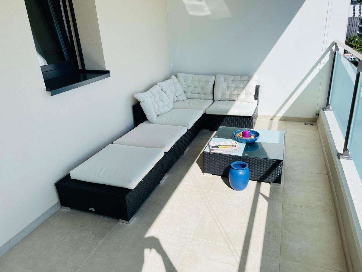 Downtown Apartment Locarno Bagian luar foto