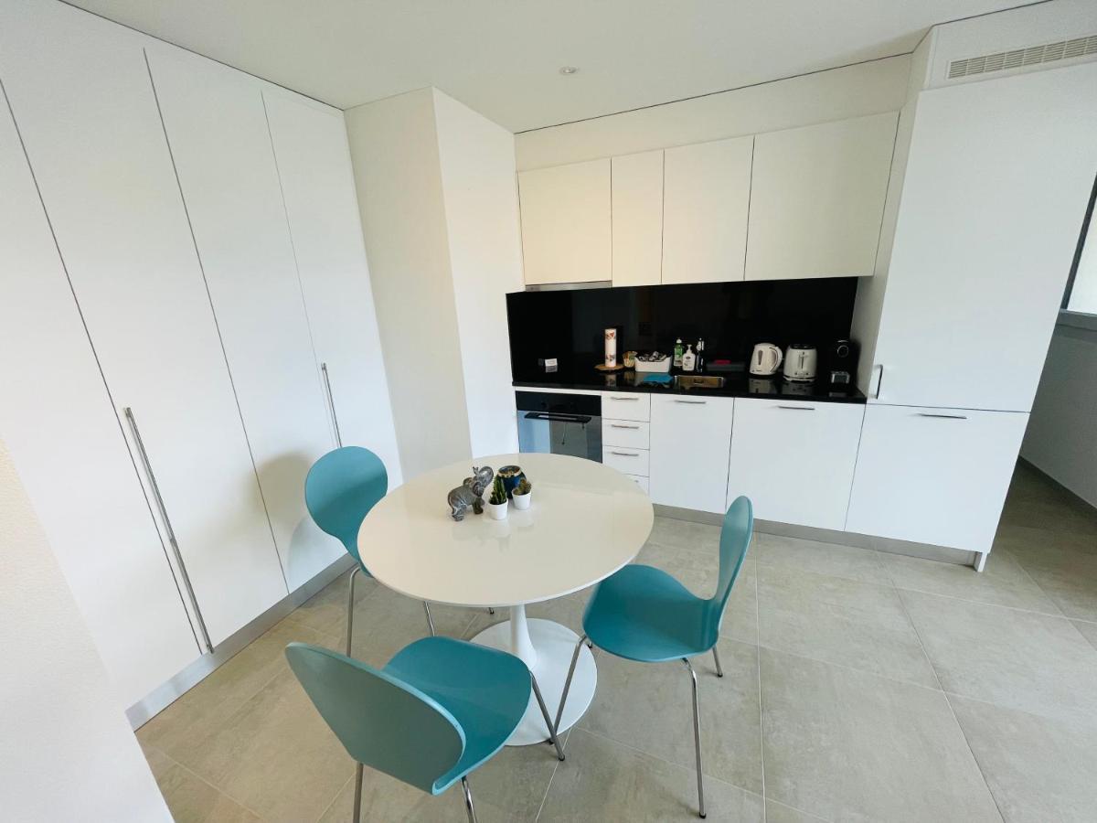 Downtown Apartment Locarno Bagian luar foto
